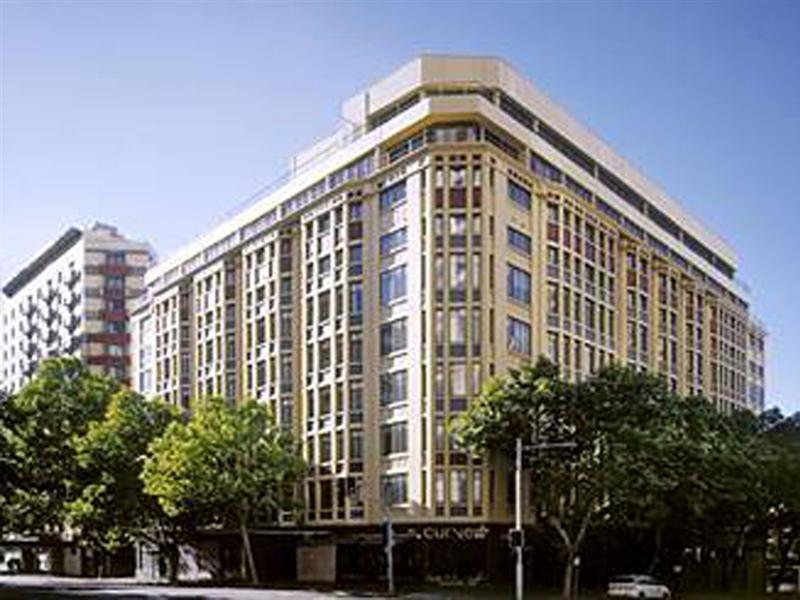 Vibe Hotel 4*